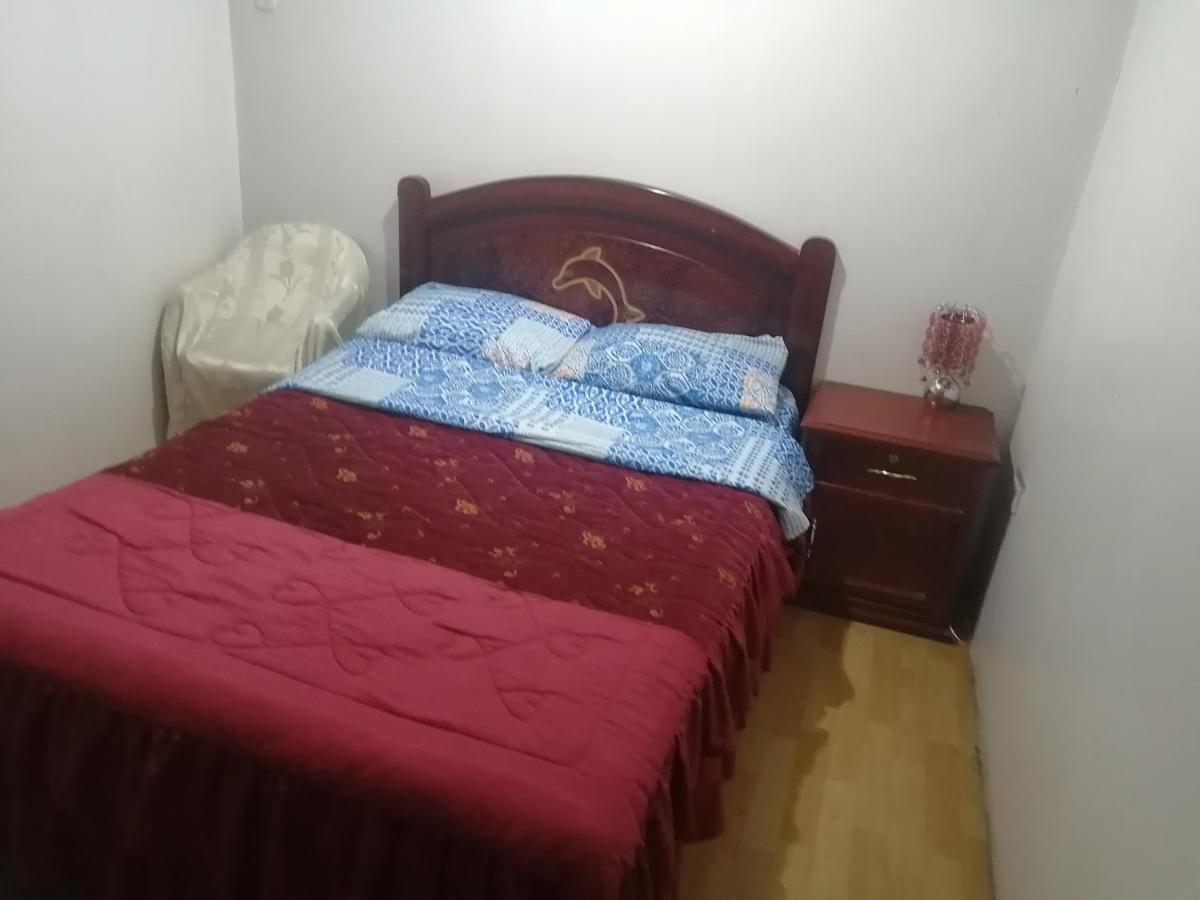 Escocie - Quito Hotel Eksteriør billede