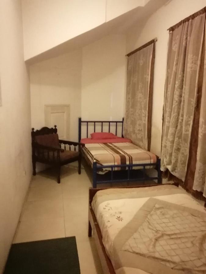 Escocie - Quito Hotel Eksteriør billede